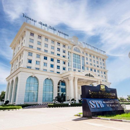 St Hotel Wattay Airport Βιεντιάν Εξωτερικό φωτογραφία