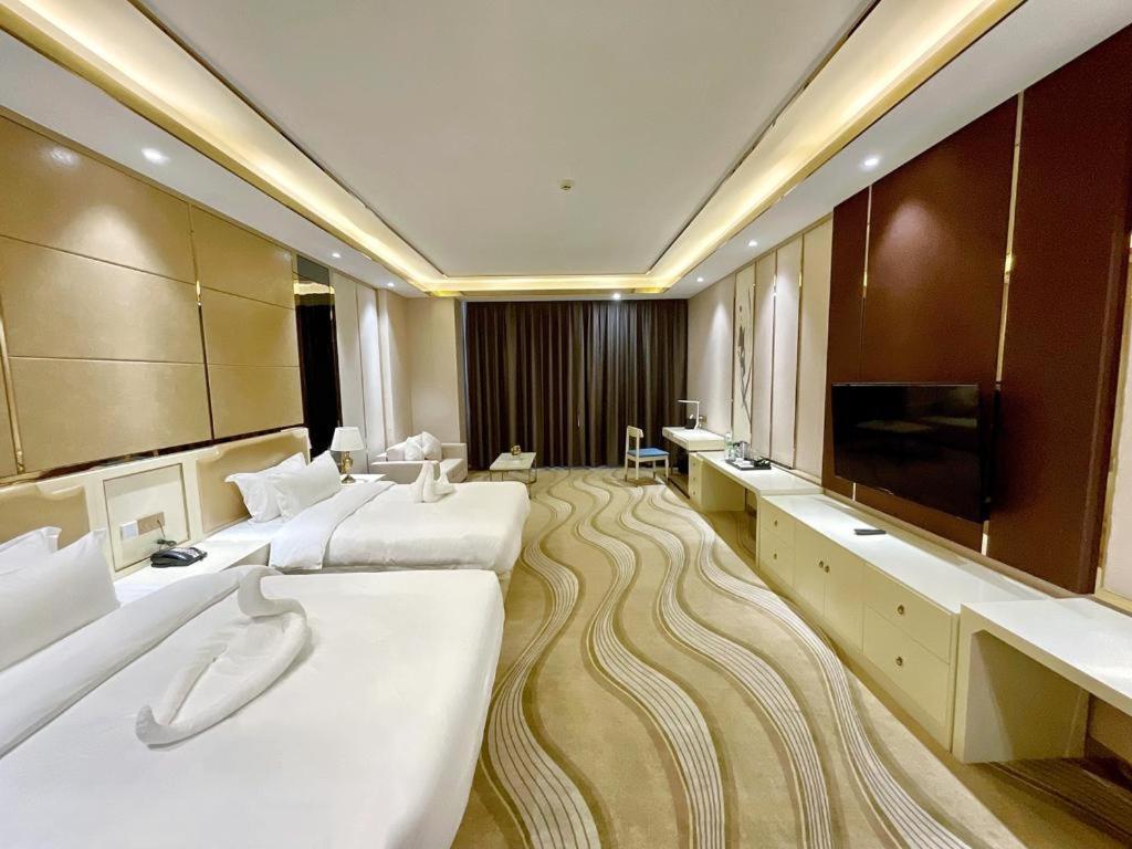 St Hotel Wattay Airport Βιεντιάν Εξωτερικό φωτογραφία