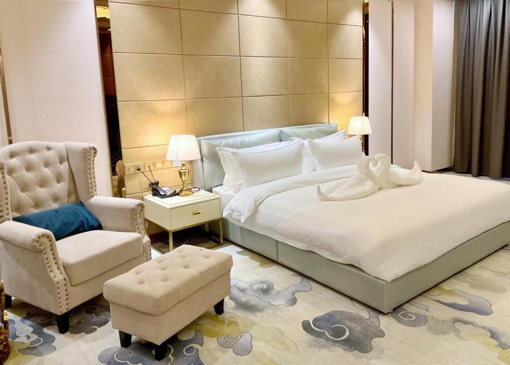St Hotel Wattay Airport Βιεντιάν Εξωτερικό φωτογραφία