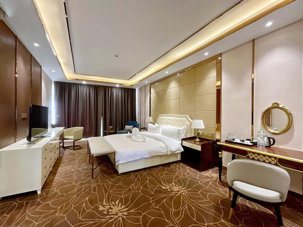 St Hotel Wattay Airport Βιεντιάν Εξωτερικό φωτογραφία