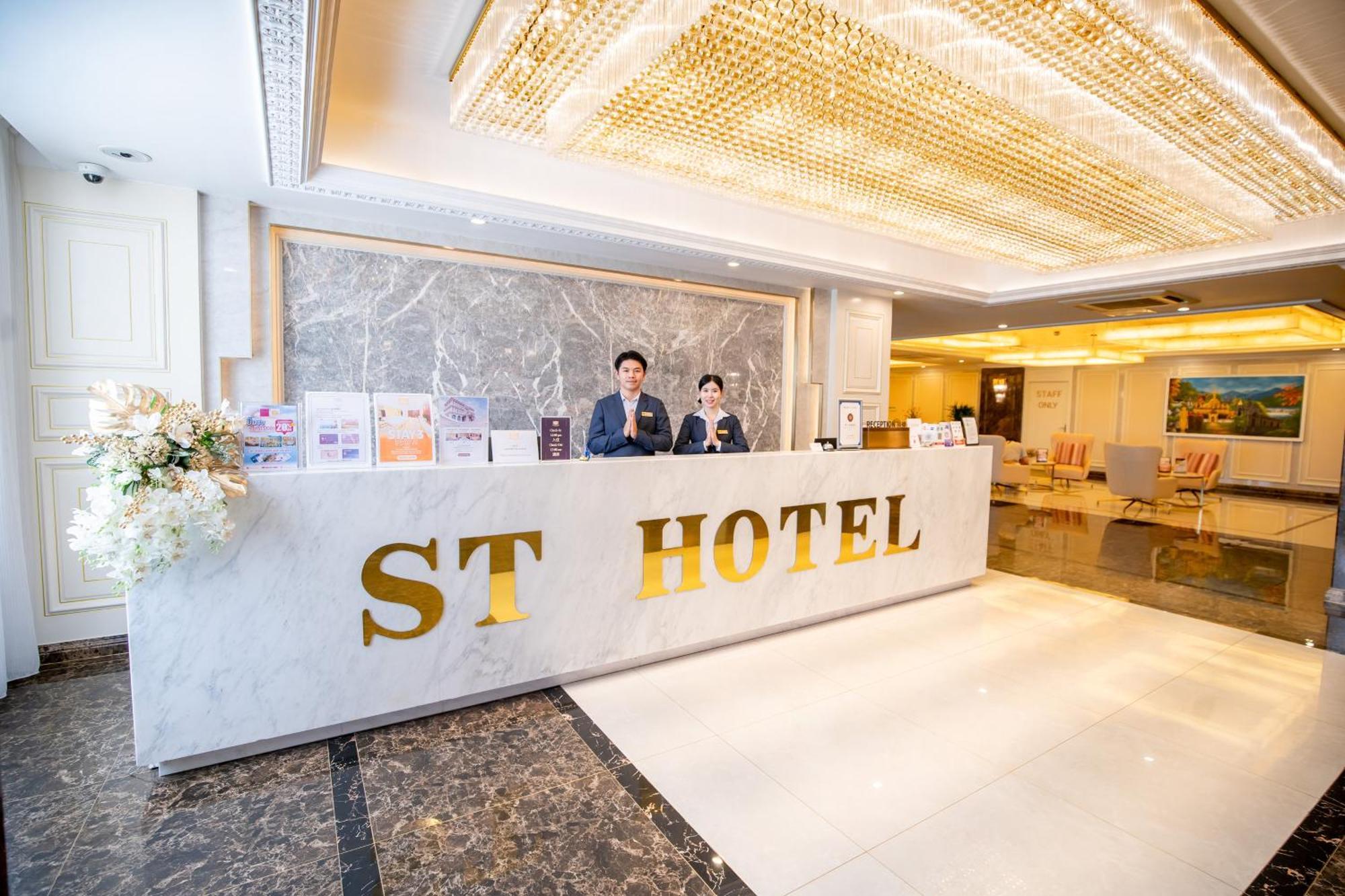 St Hotel Wattay Airport Βιεντιάν Εξωτερικό φωτογραφία